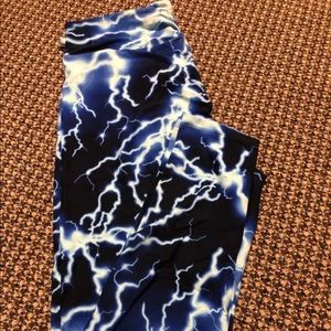 Rare LuLaRoe Leggings.Blue lightning TC (Unicorn)